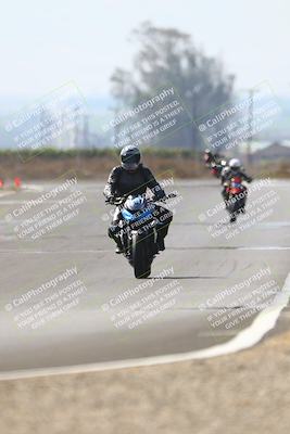 media/Sep-20-2025-TrackDaz (Sat) [[27f0cde673]]/B Group/220pm (Turn 9)/